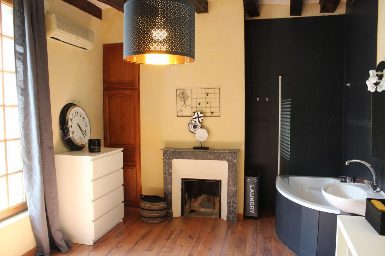 Grand Appartement Historique Rue Colbert Tours Bagian luar foto